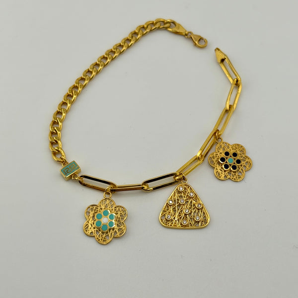 Dubai Charms