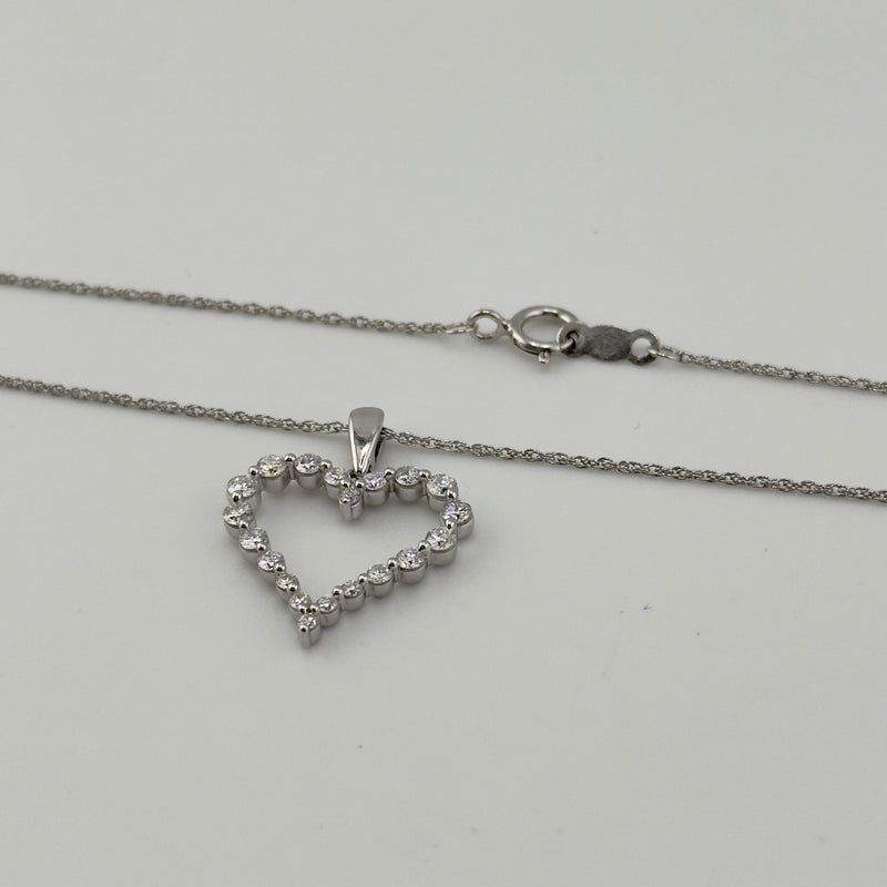 0.50 ctw Diamond Heart Necklace