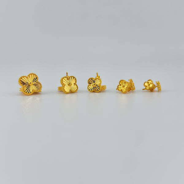 Small Clover Studs