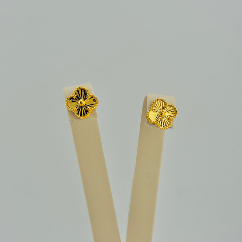 Medium Clover Studs